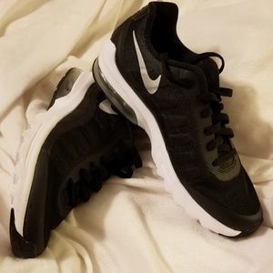 Nike Air Women's Sneaker